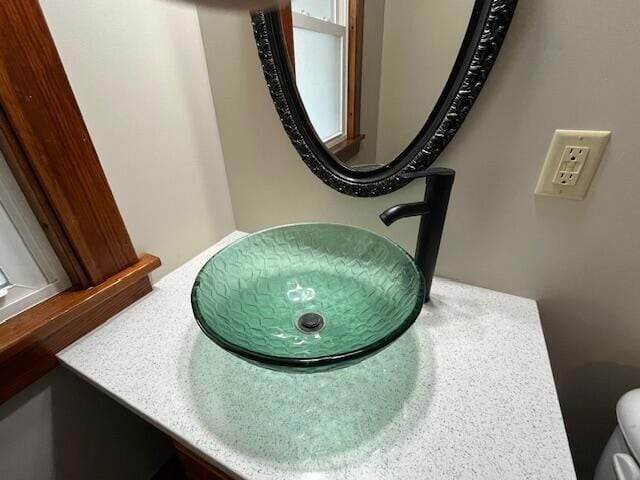 Building Photo - 99 Robert St