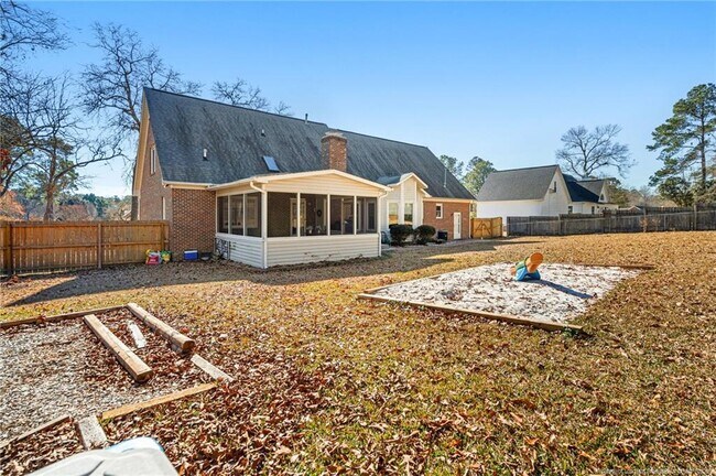 Building Photo - 2482 Celtic Dr