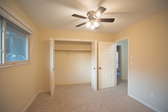 Building Photo - 4219 Meadowchase Ln
