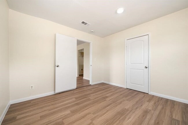 Building Photo - 4726 Angleton St