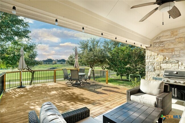 Building Photo - 4362 Green Tree Dr