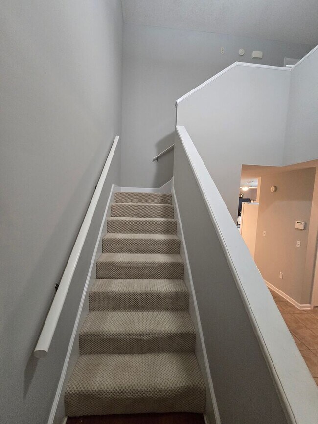 Building Photo - Woodland Park