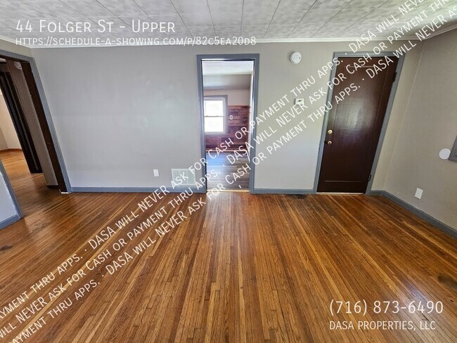 Building Photo - 44 Folger St