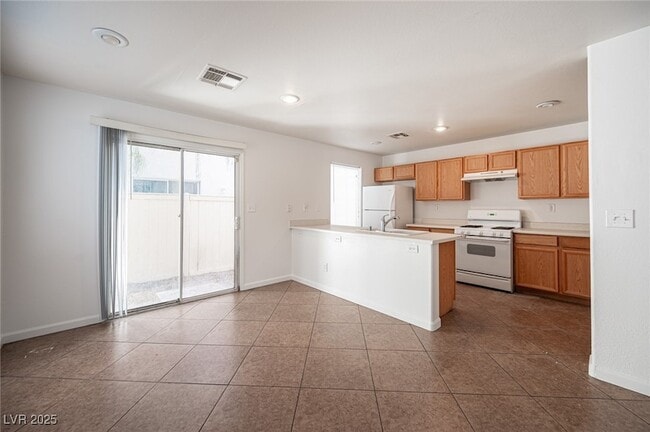 Building Photo - 5928 Strayhorn Ct