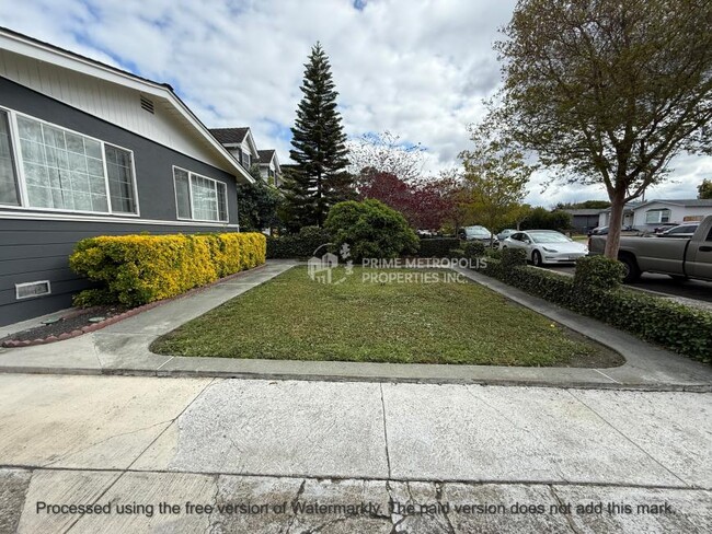 Building Photo - 3 bedroom in Sunnyvale CA 94085