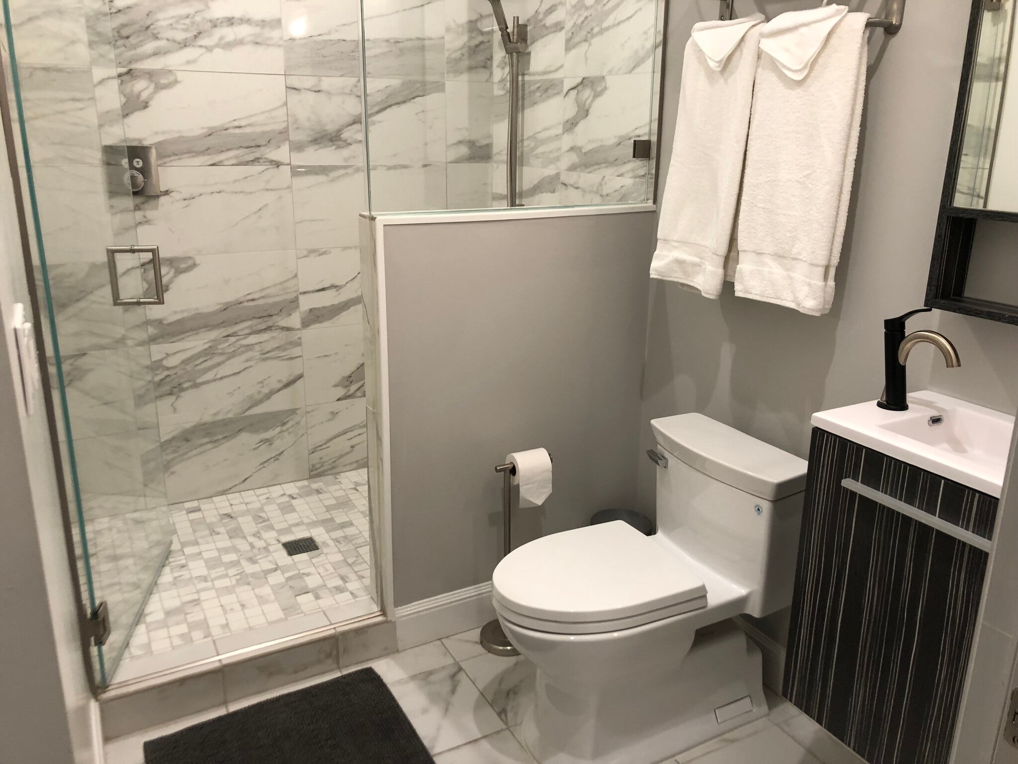 Building Photo - 1716 Rose St