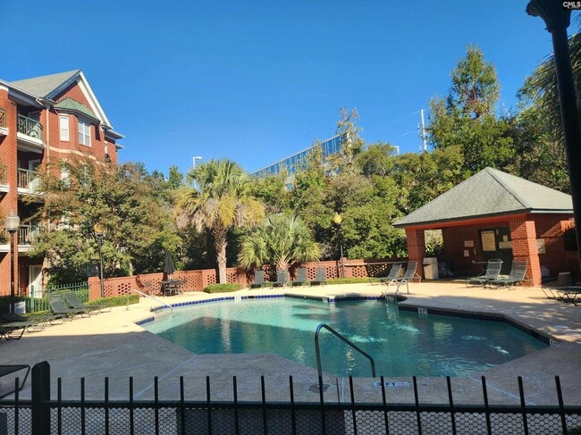 Building Photo - 900 Taylor St