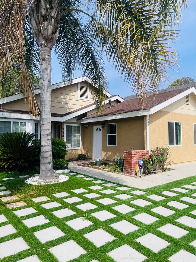Building Photo - 7531 Bovey Ave