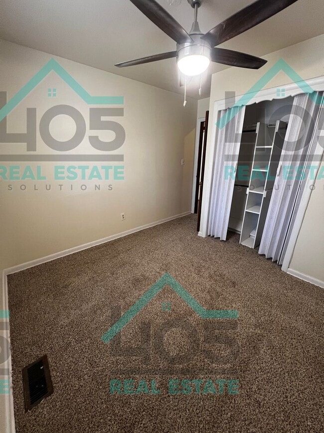 Building Photo - RENOVATED 3 bedroom in OKC