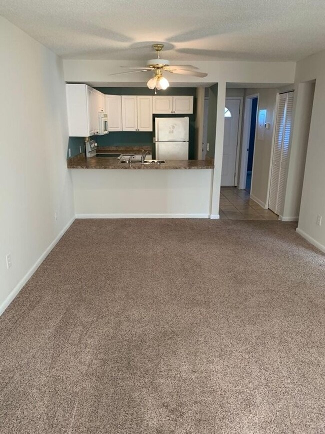 Primary Photo - 2 Bedroom 2 Bath Condo in Conway