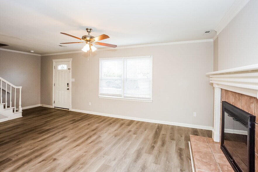 Building Photo - 9147 Moss Cove Ct