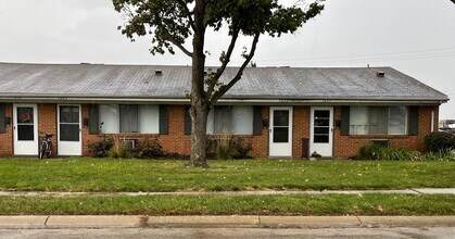 Building Photo - 1 Bedroom Ranch Style Apartment