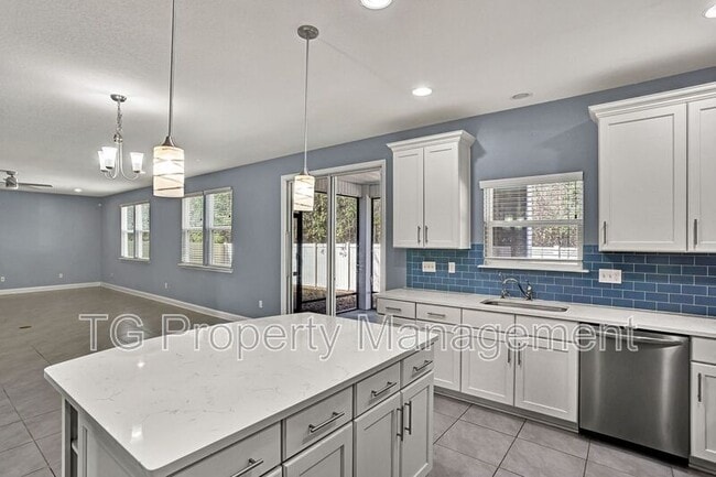 Building Photo - 12436 Jovana Rd