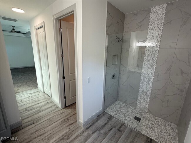 Building Photo - 4627 Agualinda Blvd