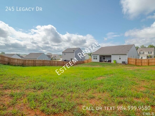 Building Photo - 245 Legacy Dr