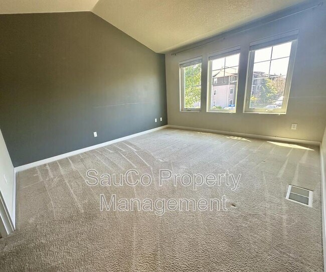 Building Photo - 456 SW 203rd Terrace