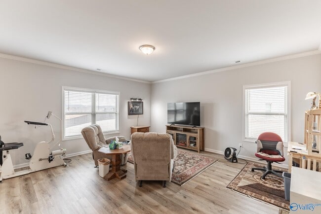 Building Photo - 111 Ranna Dr