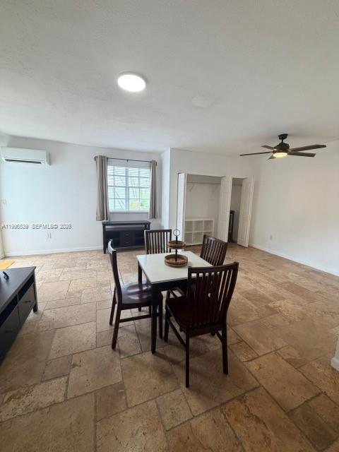 Building Photo - 2220 SW 125th Ct