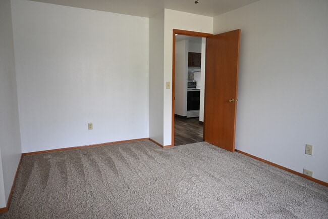 Building Photo - Fox River Commons