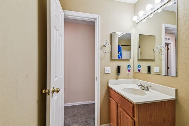 Building Photo - 2822 Mingo Dr