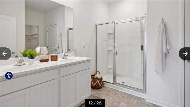 Building Photo - 46 Colonial Cv