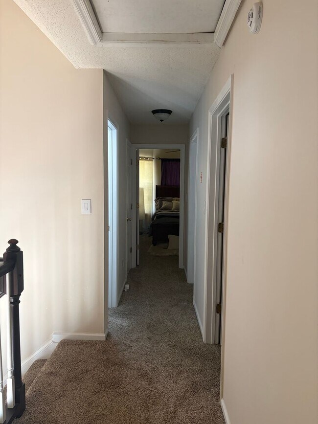 Building Photo - Highland Parkway