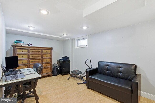 Building Photo - 7203 Arthur Dr