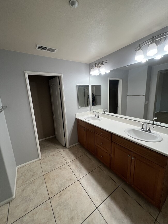 Building Photo - 30505 Canyon Hills Rd