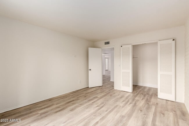 Building Photo - 7932 E Pecos Ln