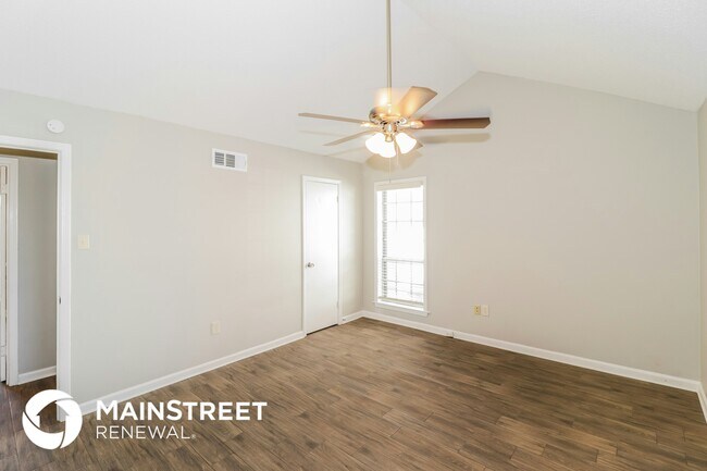 Building Photo - 2101 Rose Garden Cove