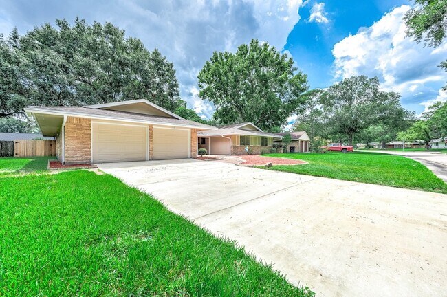 Building Photo - 1610 Richvale Ln