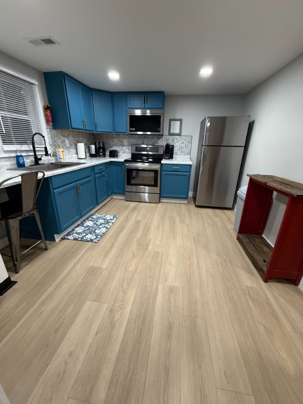 Building Photo - 2327 Jackson St