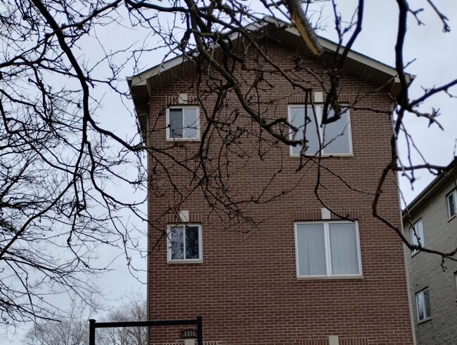 Building Photo - 6955 S Normal Blvd