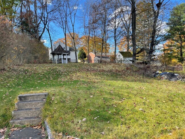 Building Photo - 504 Torrance Ave