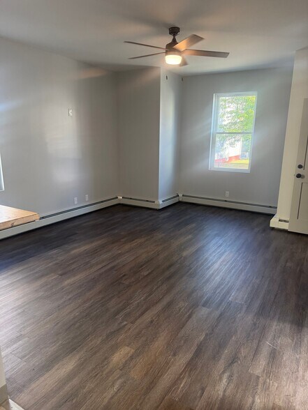 Building Photo - 383 Sayles St