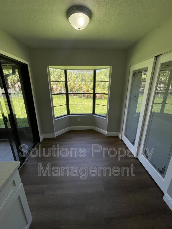 Building Photo - 1270 Gustrow Ave NW