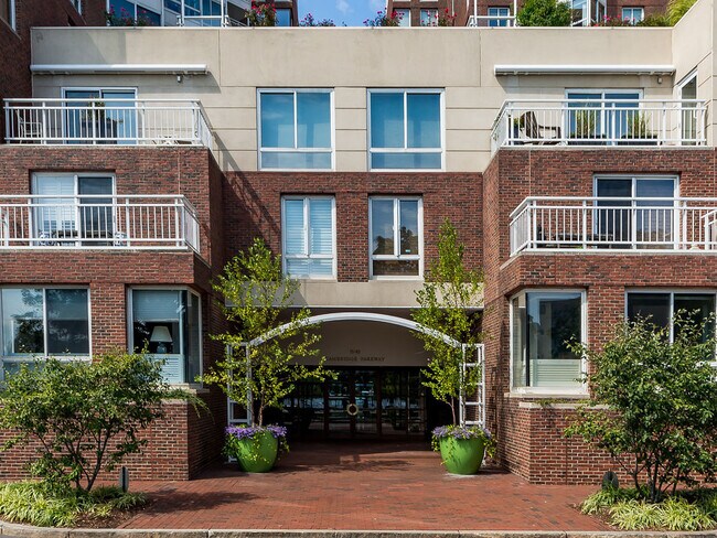 Building Photo - 75 Cambridge Pky