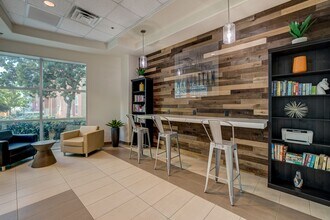 Building Photo - STUNNING 3 BEDROOM 2 FULL BATH FIRST FLOOR...