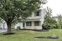 Building Photo - 32 Forest Cir