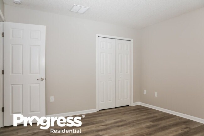 Building Photo - 6311 Devonhurst Dr