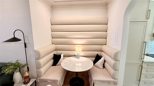 Building Photo - 736 13th St