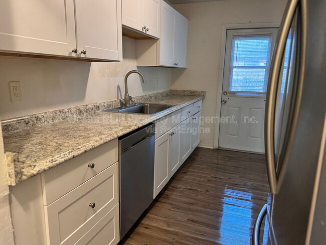 Building Photo - 2255 19th St