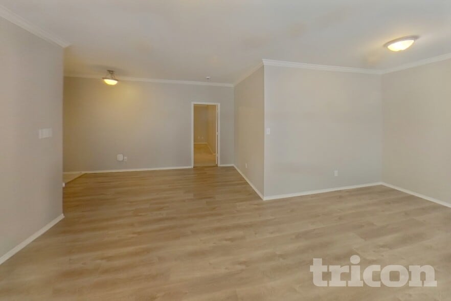 Building Photo - 716 Sequoia Dr