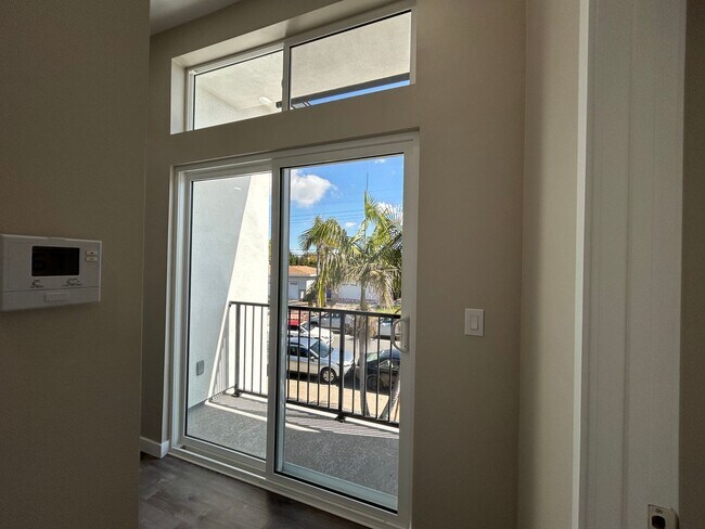 Building Photo - Newly Built 4 bed House! Prime Location