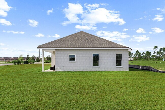 Building Photo - 22 Fawn