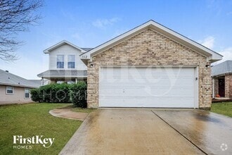 Building Photo - 312 Heritage Dr
