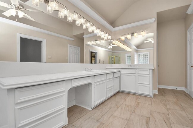 Building Photo - 4727 Cashel Castle Dr