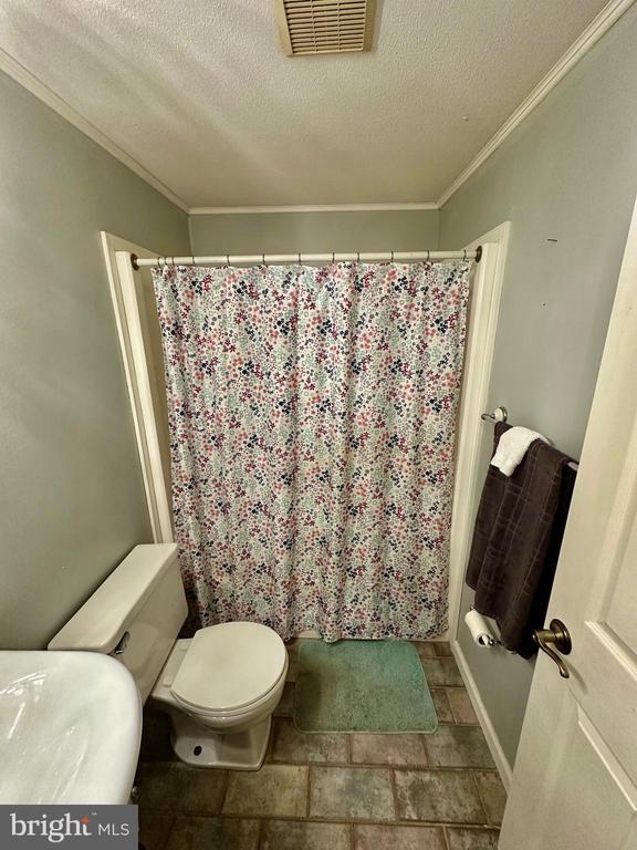 Building Photo - 14661 Rogers Ford Rd