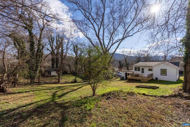 Building Photo - 1407 Vine St