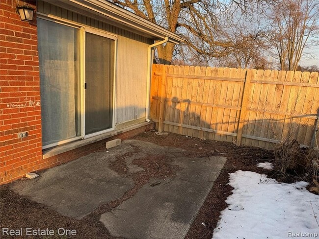 Building Photo - 29449 Everett St